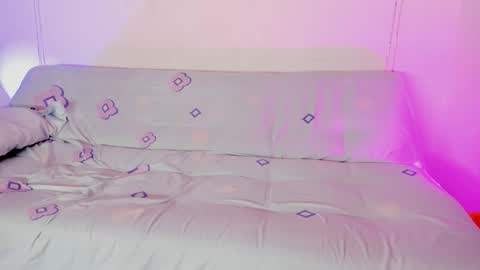 Wiz and Candy online show from November 13, 2025, 10:30 pm