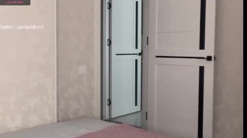 Wlademar online show from October 28, 2025, 7:45 am