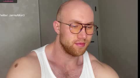 Wlademar online show from December 1, 2025, 2:38 am