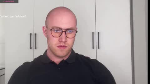 Wlademar online show from March 3, 2026, 5:57 am