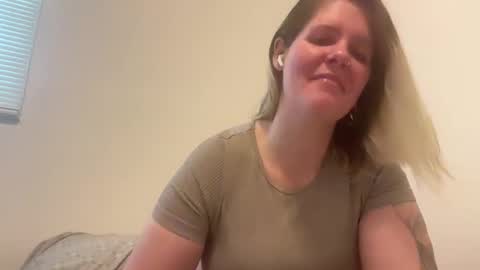 Moth online show from December 4, 2024, 5:11 pm