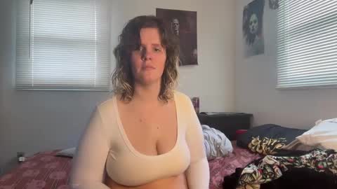 Moth online show from February 5, 2025, 5:20 pm