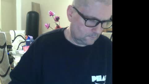 wobble444 online show from February 21, 2025, 1:22 am