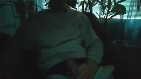 wolderz online show from March 30, 2026, 4:46 am