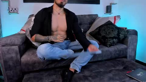 wolferatus online show from March 1, 2025, 8:42 pm