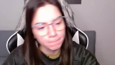 Alex online show from November 16, 2025, 2:17 am