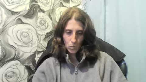 wolfxsnow online show from April 30, 2026, 7:09 pm