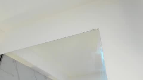 Snapshot of wonderkloe_ chatting on February 15, 2026, 1:24 am wonderkloe_ online show from February 15, 2026, 1:24 am