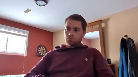 woodeee77 online show from February 14, 2025, 7:33 pm