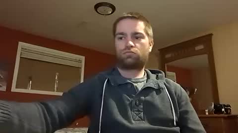 woodeee77 online show from February 17, 2025, 6:53 am