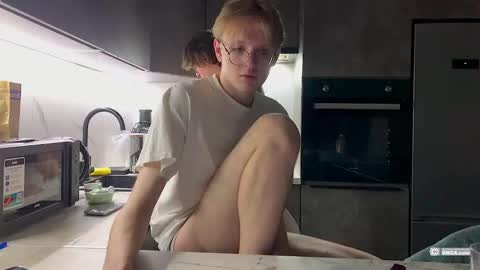 Snapshot of woods_jerk chatting on January 8, 2026, 7:05 pm Mitya online show from January 8, 2026, 7:05 pm