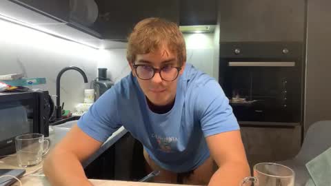 Snapshot of woods_jerk chatting on February 26, 2026, 6:29 pm Mitya online show from February 26, 2026, 6:29 pm
