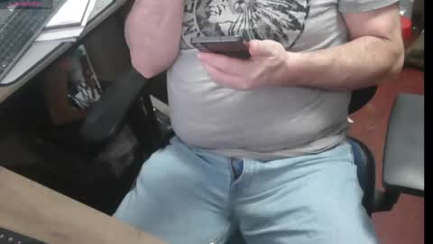 woodworker6473 online show from March 5, 2025, 11:49 pm