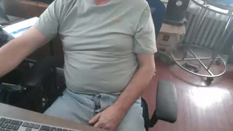 woodworker6473 online show from April 21, 2026, 1:50 pm