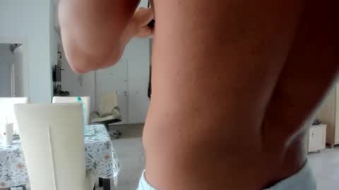 Wolfie online show from October 2, 2025, 9:05 am