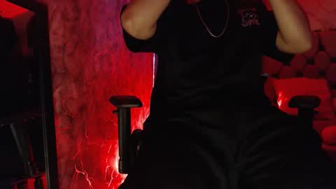 Snapshot of woondeer17 chatting on January 13, 2026, 9:53 pm Woondeer online show from January 13, 2026, 9:53 pm