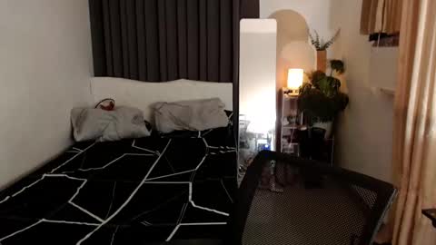 Camilla online show from November 15, 2025, 1:14 am