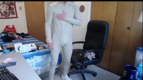 Large one  online show from February 1, 2026, 1:09 pm