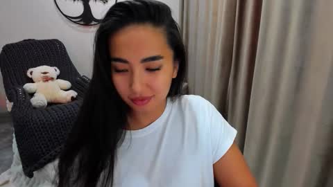 dudetta Kim online show from October 22, 2025, 6:46 am