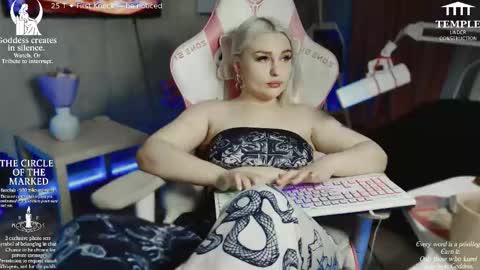 Goddess Sophy online show from October 24, 2025, 7:10 pm