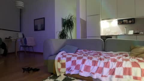 Glen online show from April 20, 2026, 11:39 pm