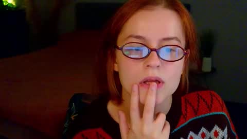 Rebecy online show from September 18, 2025, 1:46 pm