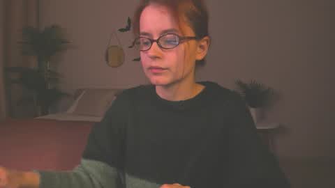 Rebecy online show from November 21, 2025, 2:05 pm