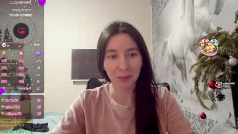 Anna  online show from January 1, 2025, 2:09 pm