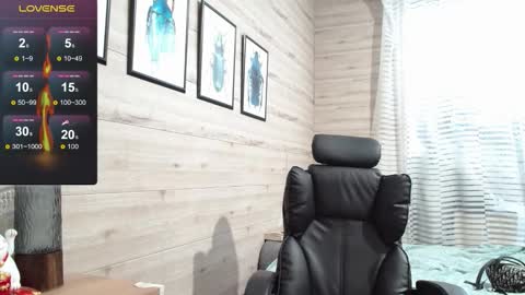 Anna  online show from September 26, 2025, 7:01 am