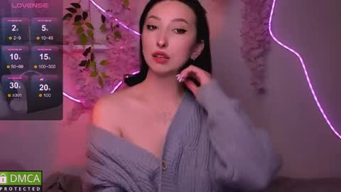 Snapshot of wow_sue chatting on May 18, 2026, 5:13 am Sue online show from May 18, 2026, 5:13 am