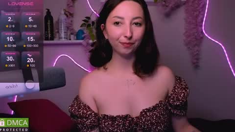 Snapshot of wow_sue chatting on June 7, 2026, 8:45 pm Sue online show from June 7, 2026, 8:45 pm