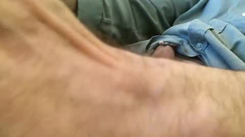 Snapshot of wrangleat0r chatting on December 4, 2024, 2:31 am wrangleat0r online show from December 4, 2024, 2:31 am