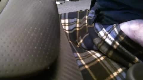 Snapshot of wrangleat0r chatting on January 23, 2025, 3:37 am wrangleat0r online show from January 23, 2025, 3:37 am