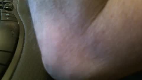 Snapshot of wrangleat0r chatting on November 22, 2025, 11:59 pm wrangleat0r online show from November 22, 2025, 11:59 pm