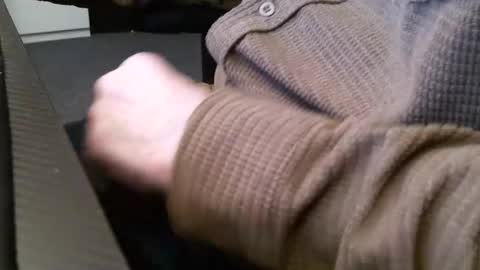 Snapshot of wrangleat0r chatting on February 20, 2026, 12:18 am wrangleat0r online show from February 20, 2026, 12:18 am