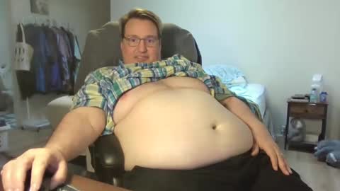 Snapshot of wrensroom chatting on February 21, 2025, 6:59 pm Wren Valentino online show from February 21, 2025, 6:59 pm