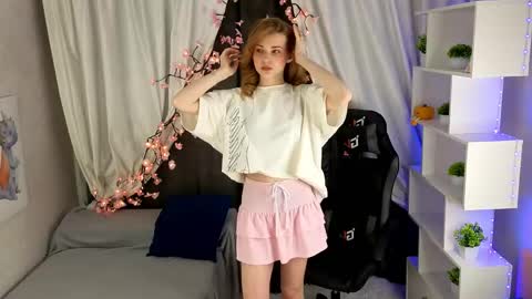 Lily online show from April 24, 2026, 5:21 am