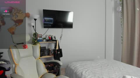 Eric and Christine 3 online show from April 2, 2026, 10:24 am