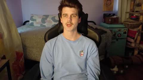 Wyatt online show from October 19, 2025, 10:43 pm