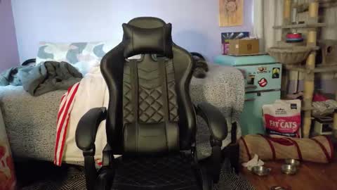 Wyatt online show from October 23, 2025, 7:56 pm