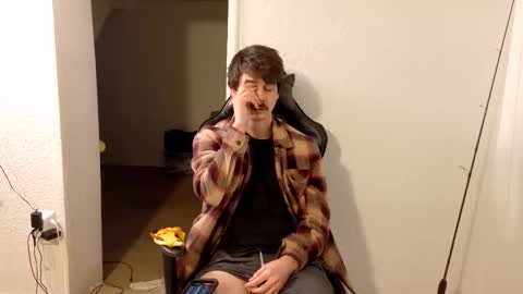 Wyatt online show from April 21, 2026, 4:56 pm