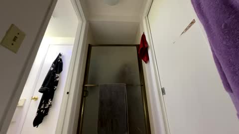 Wynter Heat online show from February 10, 2025, 9:58 am