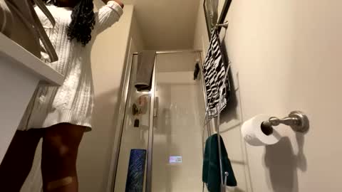 Wynter Heat online show from January 17, 2026, 12:37 am