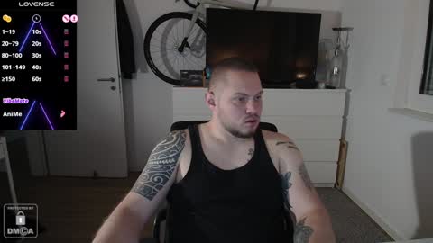 x19marco93x online show from December 21, 2024, 11:22 am