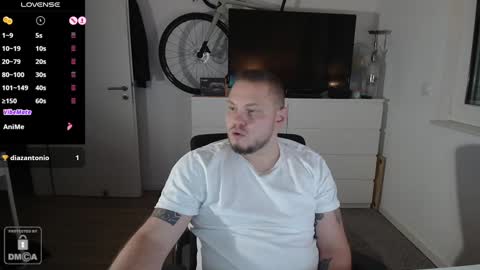 x19marco93x online show from December 21, 2024, 4:46 pm