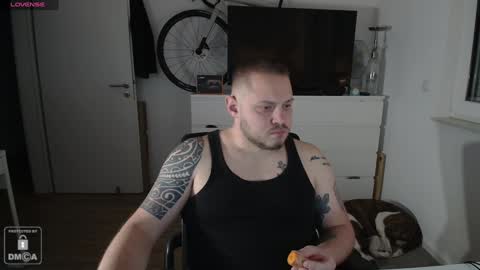 x19marco93x online show from January 3, 2025, 2:51 pm