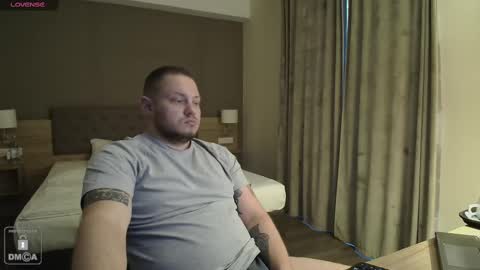 x19marco93x online show from February 13, 2025, 4:17 pm