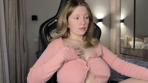 eva online show from January 25, 2025, 6:57 pm