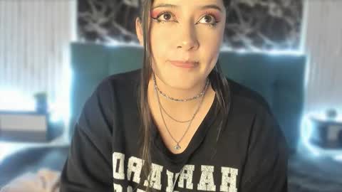 Snapshot of x_adeline_ chatting on February 25, 2026, 5:22 pm Adeline online show from February 25, 2026, 5:22 pm