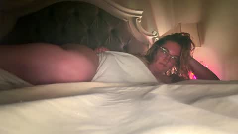 Mariah  online show from April 18, 2026, 3:32 am